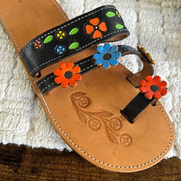 Mexican floral huaraches Sandals Size 10 - Picture 3 of 10